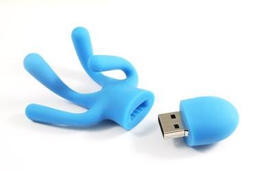 PEN DRIVE FORMATO AGARRADINHO - INF 10018